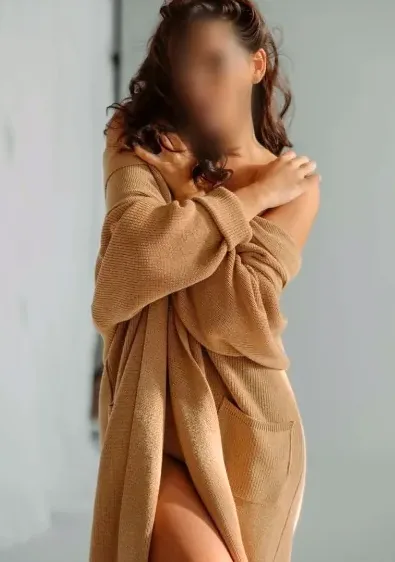 Agnes, 35