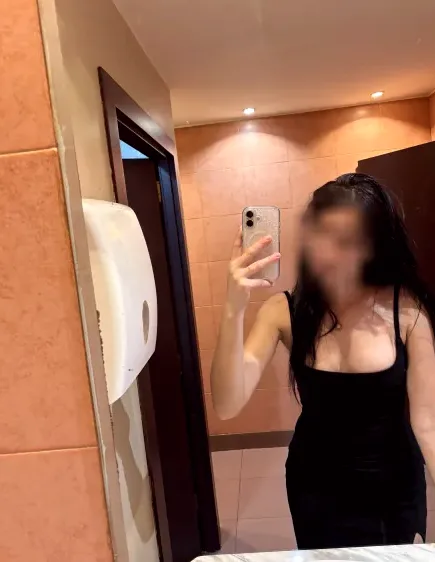 Agnes, 18