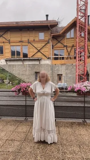 Emma, 28