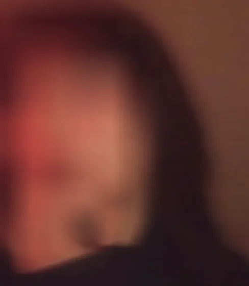 Jasmin, 19