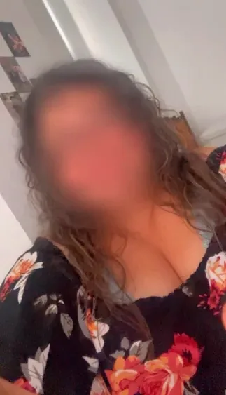 Merle, 33
