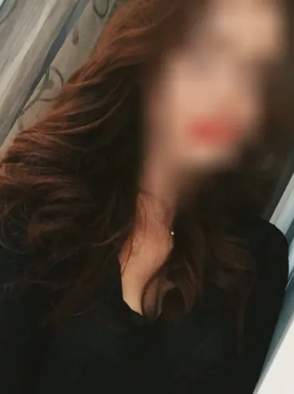 Nour, 31