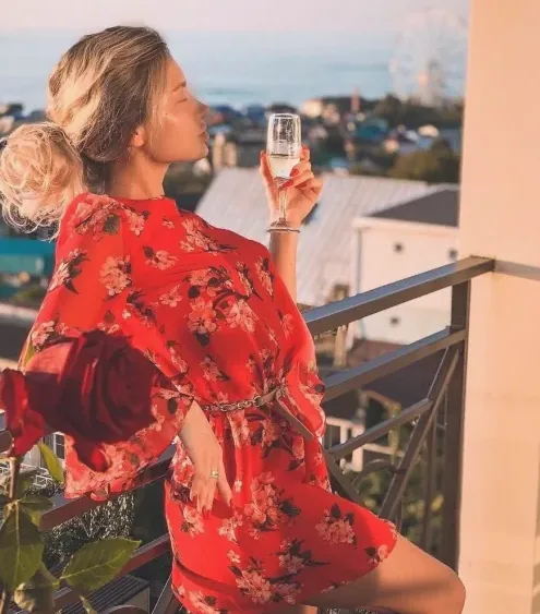 Signe, 38