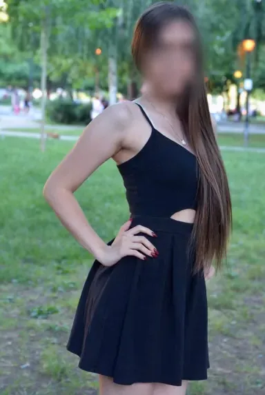 Sofia, 27